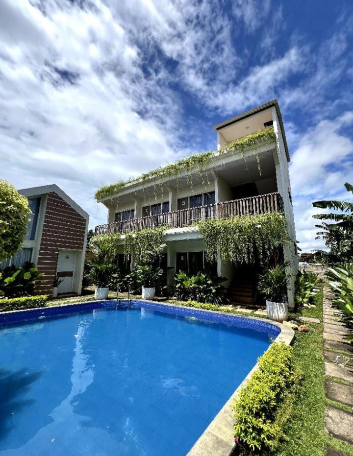 Syailendra Hotel Syariah Джепара Екстериор снимка